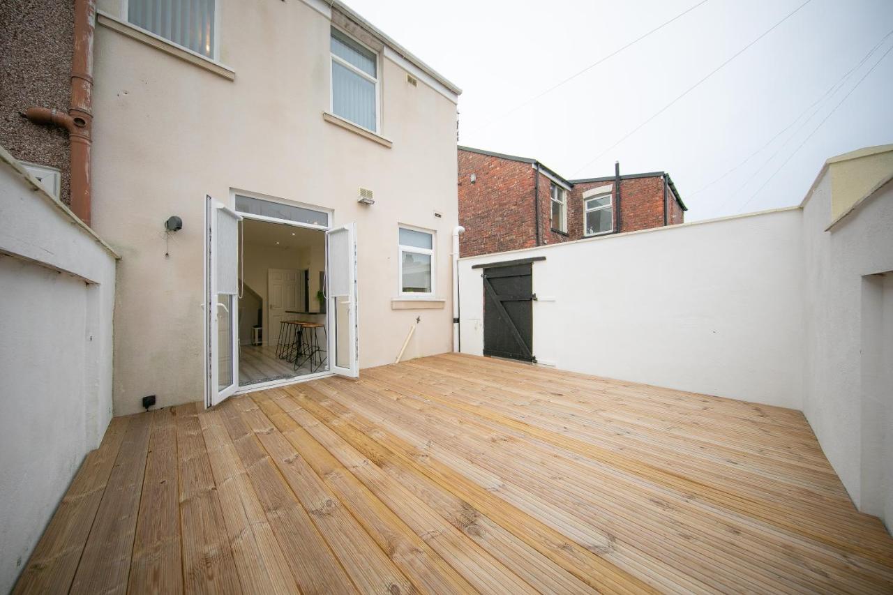 Stunning House Near Blackpool Attractions מראה חיצוני תמונה